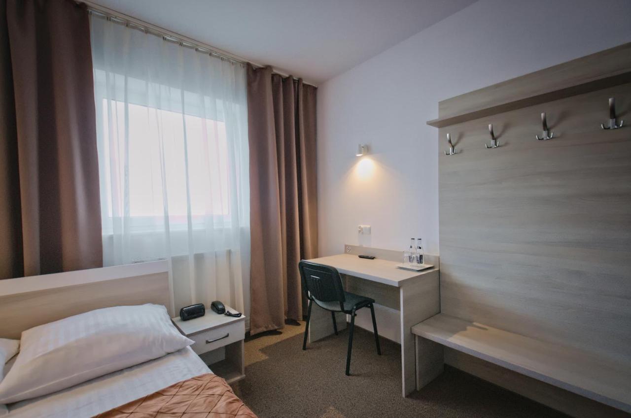 Hotel Sezam Kraczkowa Exterior foto
